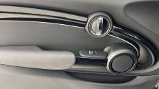 MINI Hatchback 1.5 Cooper Classic Premium 3dr Auto Petrol Hatchback